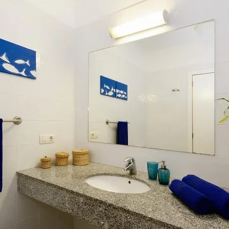 In Playa Blanca Sleeps 4 With Pool And Wifi * Playa Blanca (Lanzarote)