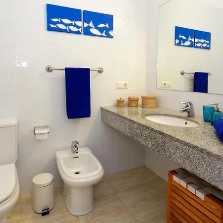 In Playa Blanca Sleeps 4 With Pool And Wifi * Playa Blanca (Lanzarote)