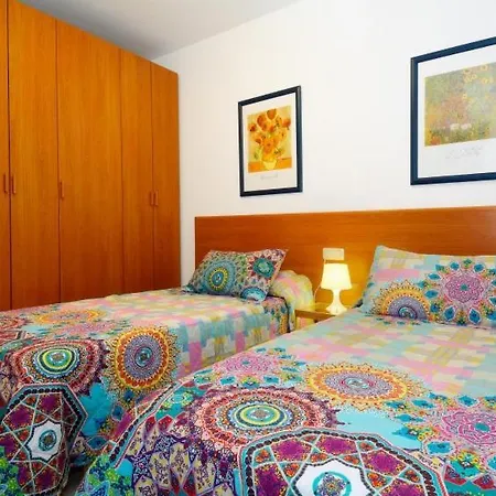In Playa Blanca Sleeps 4 With Pool And Wifi Villa Playa Blanca (Lanzarote)